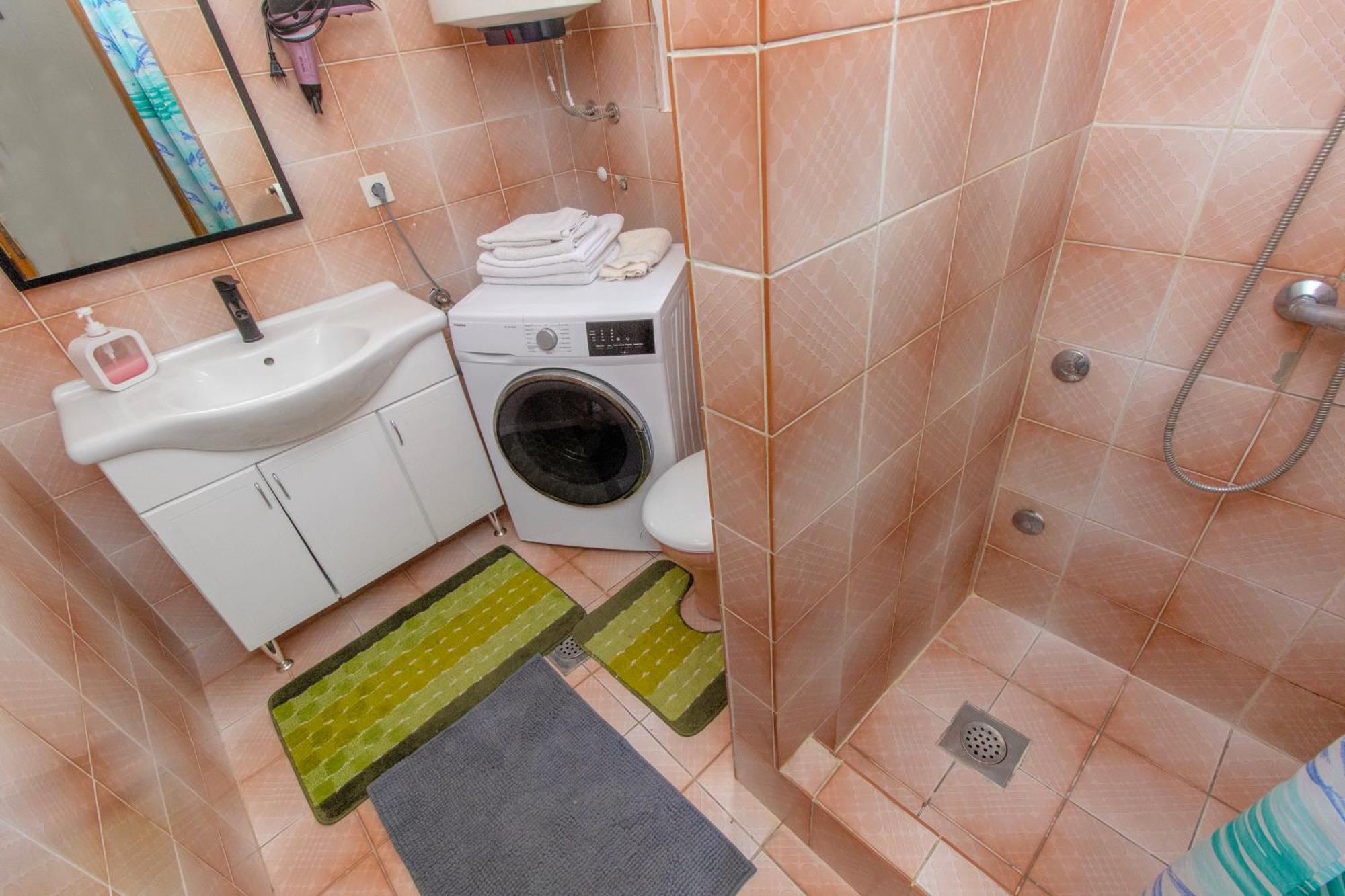 Apartmani Alaga B Tribalj Buitenkant foto